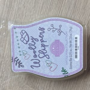 NEW Woolly Slippers Scentsy Bar